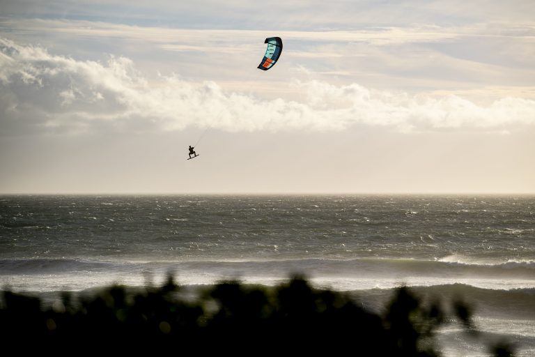 Kitesurfen oder Stand up Paddeln? Was soll ich wählen?